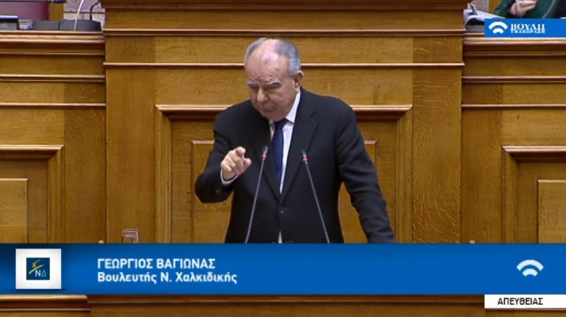 Λιποθυμικό επεισόδιο βουλευτή λίγο μετά την ομιλία του στη Ολομέλεια