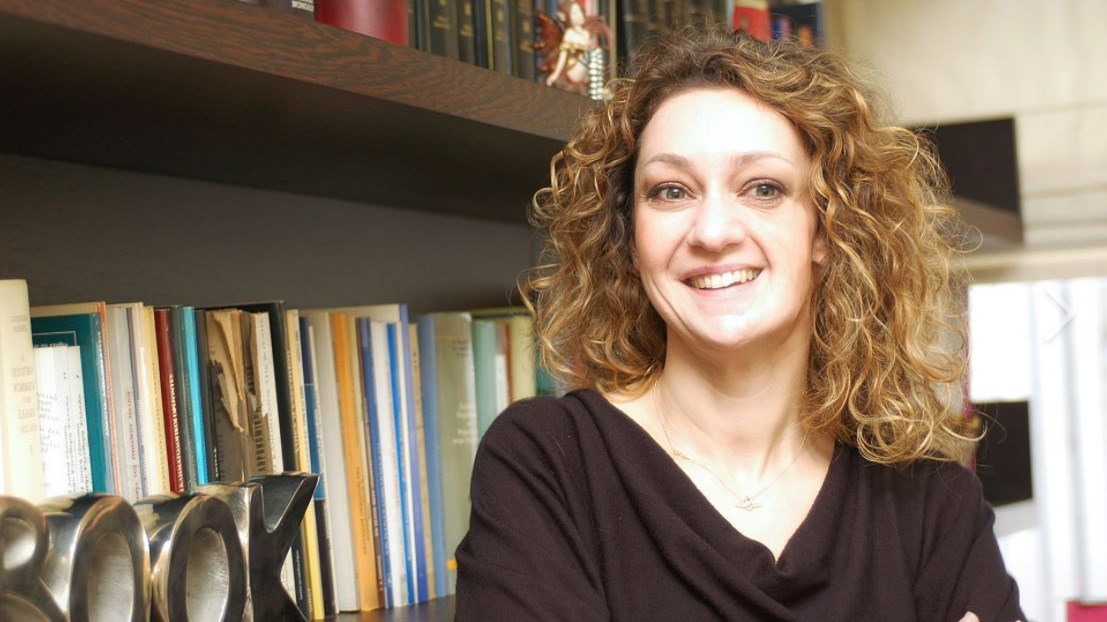 Η απάντηση της κόρης του Κουβέλη στους επικριτές του πατέρα της: “Ξύδι, όσο χρειάζεται ο καθένας”