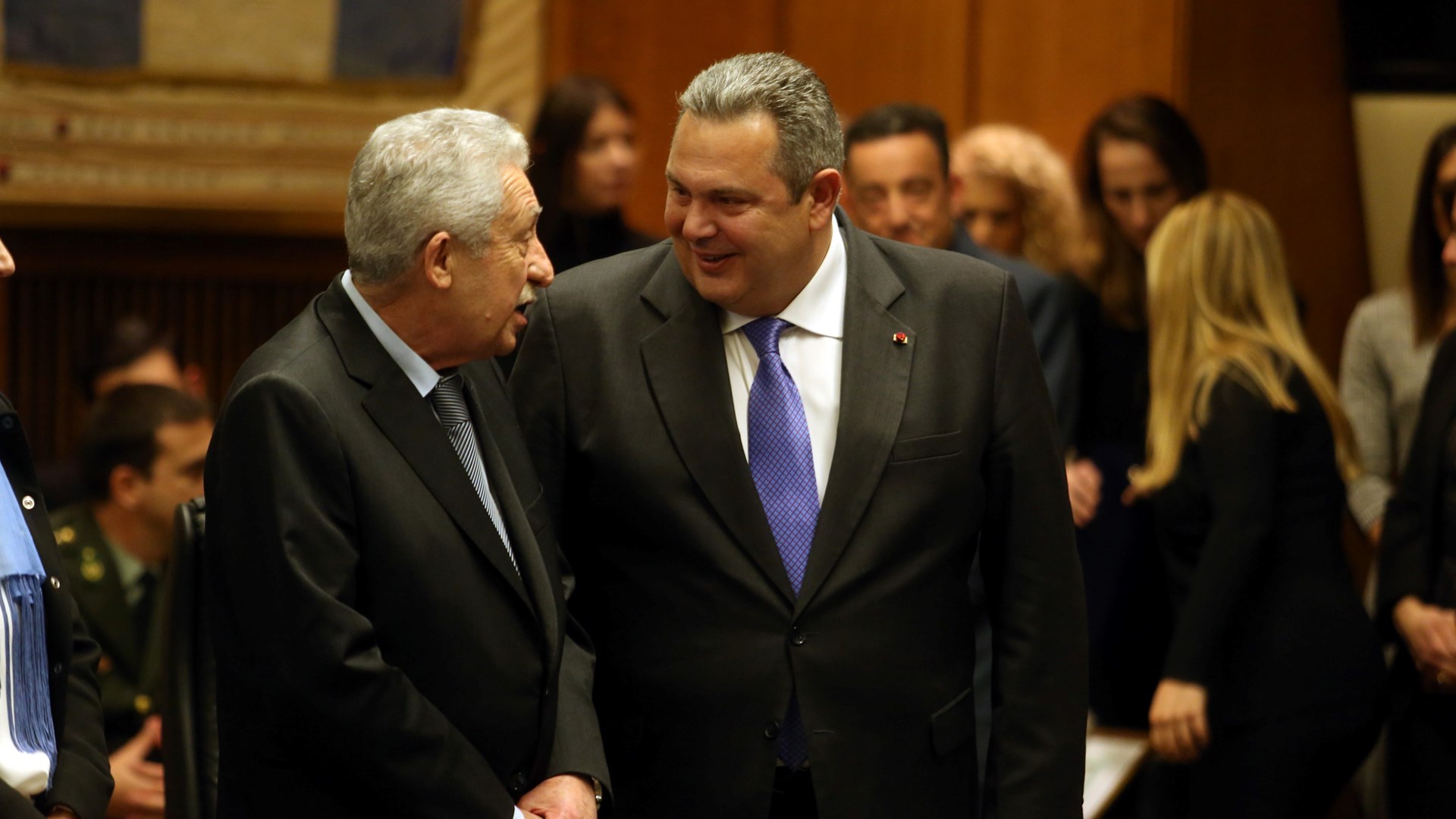 Θερμή υποδοχή Καμμένου σε Κουβέλη στο υπουργείο Εθνικής Άμυνας – ΒΙΝΤΕΟ