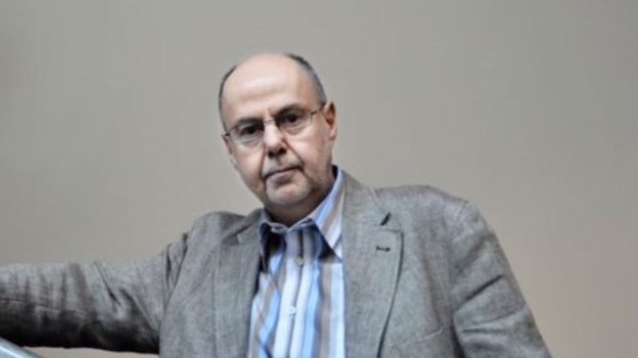 Ο Χουβαρδάς ανεβάζει «Παλιούς καιρούς» στο Θέατρο Τέχνης με Λούλη-Κεχαγιόγλου-Σκουλά