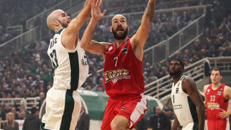 Παναθηναϊκός – Ολυμπιακός 18-16 (10′)