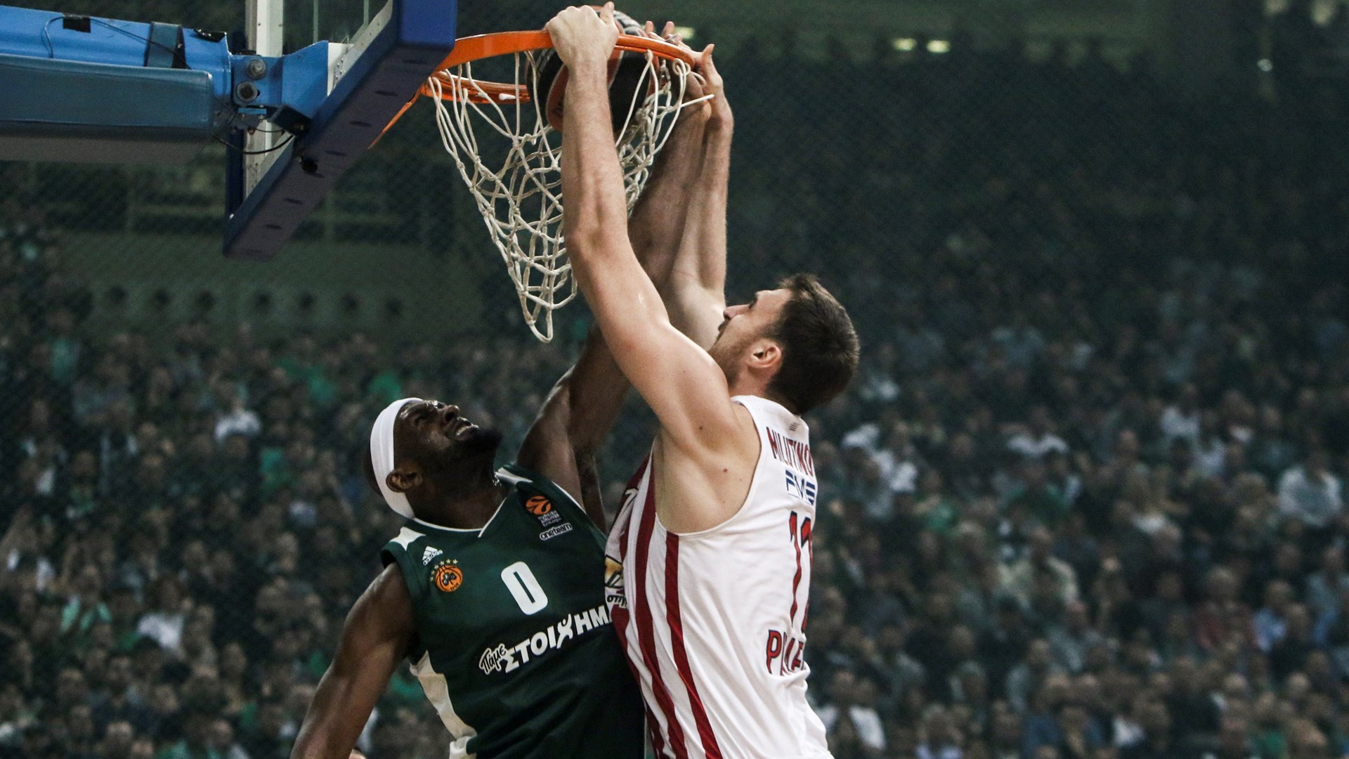 Παναθηναϊκός – Ολυμπιακός 50-62 (30′)