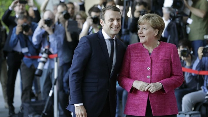 Τα συγχαρητήρια του Μακρόν στην Μέρκελ