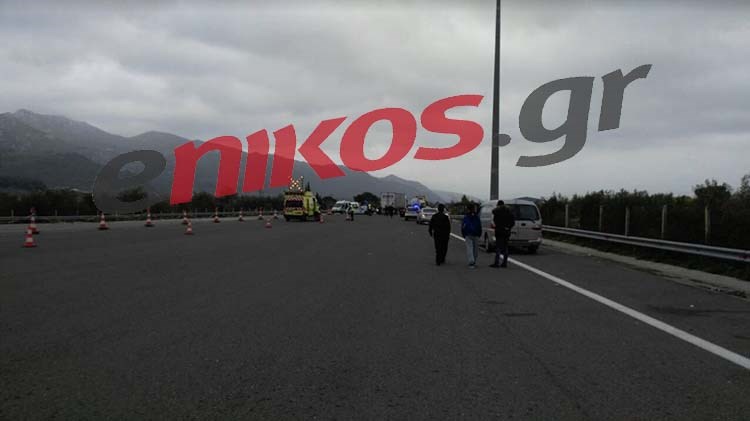 Κινηματογραφική καταδίωξη στην Αθηνών – Λαμίας: Νεκρός ο οδηγός- Πώς οι αστυνομικοί σταμάτησαν την τρελή πορεία του- ΦΩΤΟ – ΒΙΝΤΕΟ αναγνώστη