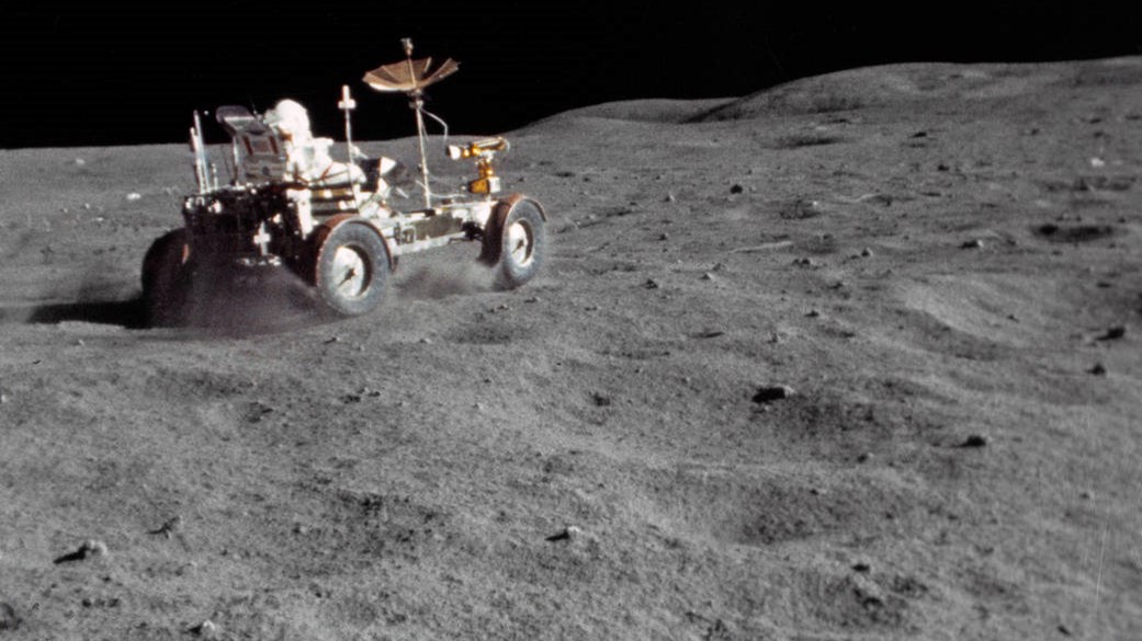 Χωματερή… “Η Σελήνη”- Πάνω από 180 τόνοι διαστημικών σκουπιδιών στην επιφάνειά της