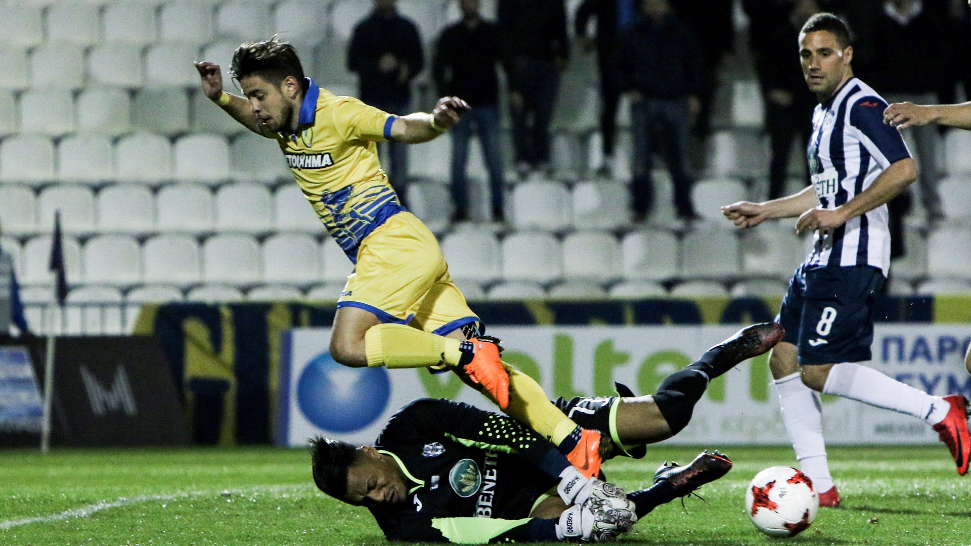 Σπουδαία νίκη για τον Απόλλωνα