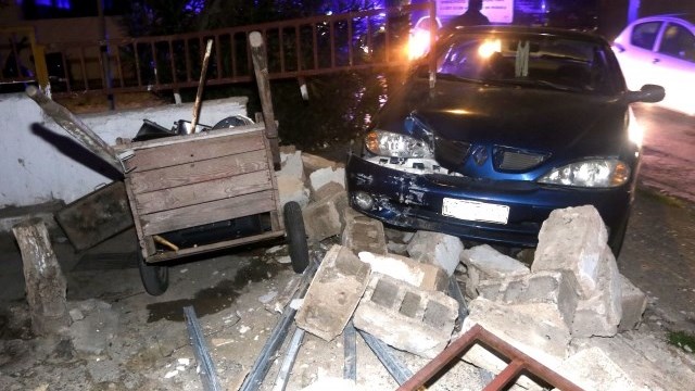 Κρήτη: Τέσσερις νεαροί τραυματίστηκαν σε σοβαρό τροχαίο – ΦΩΤΟ