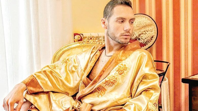 Σκάνδαλο στο Βατικανό: Ζιγκολό ξεσκέπασε τη διπλή ζωή ομοφυλόφιλων ιερέων – ΒΙΝΤΕΟ