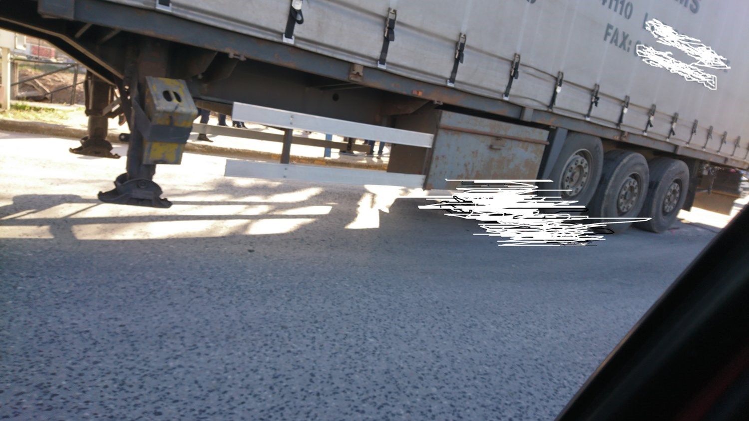 Φρίκη: Φορτηγό παρέσυρε και διαμέλισε ποδηλάτη- BINTEO