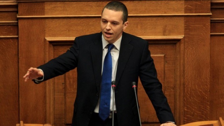 Αυστηρά μέτρα για τη συμπεριφορά του Κασιδιάρη ζητά η Επιτροπή Άμυνας της Βουλής