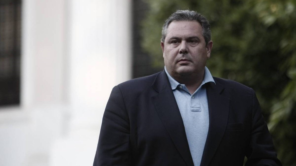 “Στρατιωτικό συμβούλιο” υπό τον Καμμένο στο Πεντάγωνο