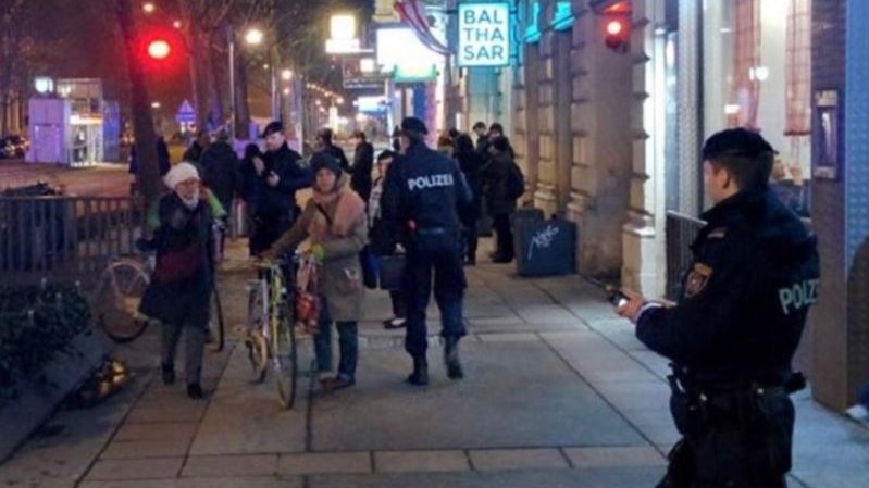 Οι πρώτες εικόνες από την επίθεση με μαχαίρι στη Βιέννη – ΤΩΡΑ