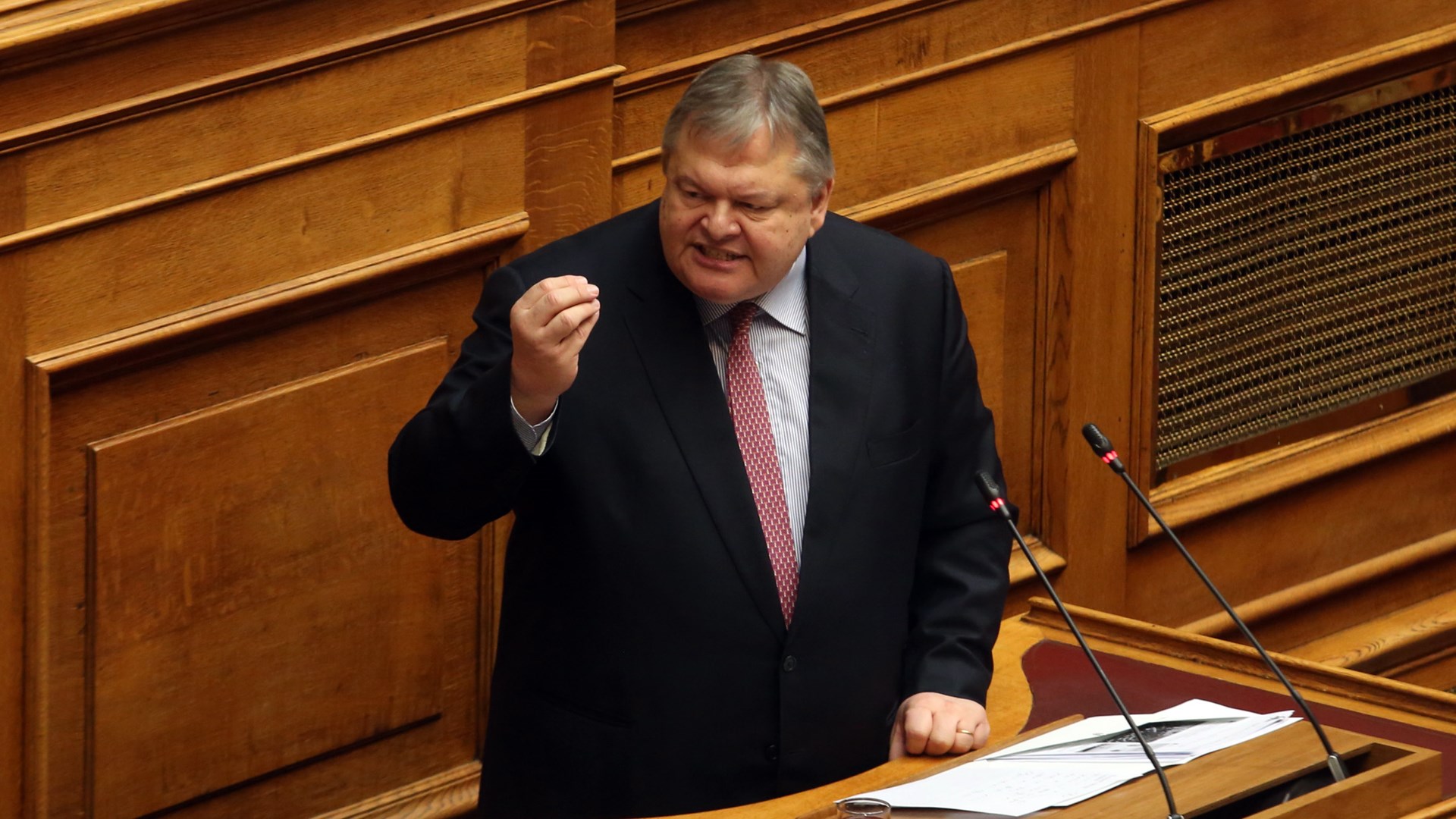 Επίθεση Βενιζέλου στην κυβέρνηση: Τελείωσε ο πολιτικός σας χρόνος