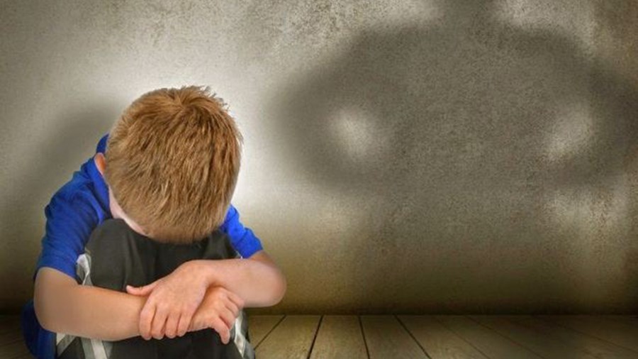 Λαμία: Μητέρα καταγγέλλει δάσκαλο ότι χτύπησε το παιδί της – ΒΙΝΤΕΟ