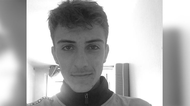 Νέο σοκ στο ποδόσφαιρο: Παίκτης της Τουρ πέθανε στον ύπνο του