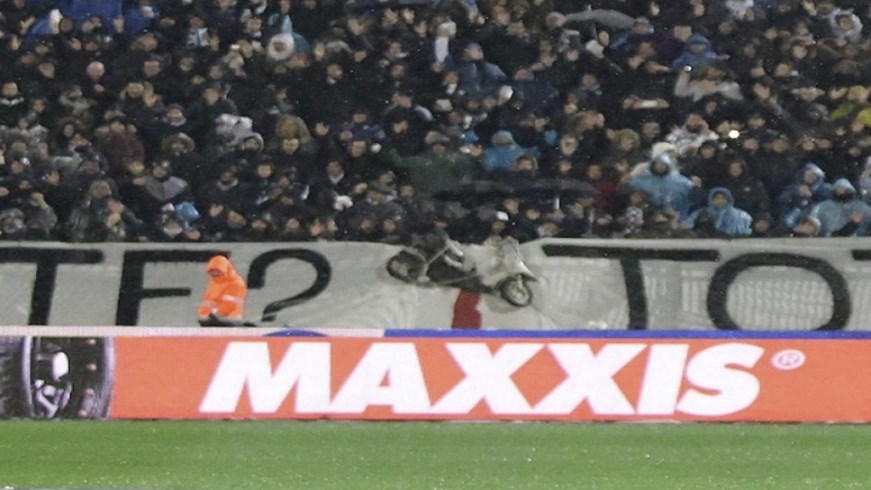 Έγινε γνωστό πώς πέρασε το… σκουτεράκι στην Τούμπα