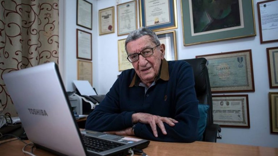 Έφυγε από τη ζωή ο μεγάλος δάσκαλος της δημοσιογραφίας Χρήστος Πασαλάρης