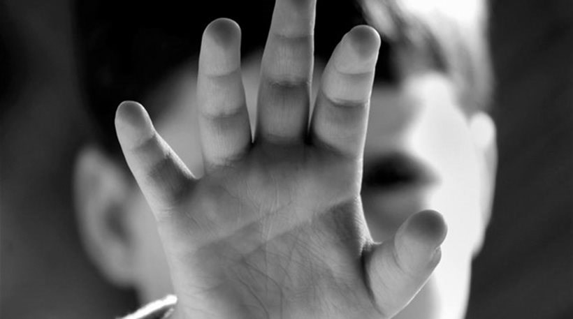 Σοκ στην Αλεξανδρούπολη – Πατέρας κατηγορείται ότι κακοποιούσε σεξουαλικά τον 3χρονο γιο του