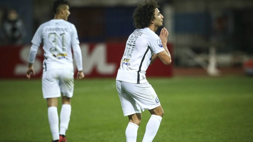 Ο Ουάρντα πίκαρε την εξέδρα και μετά ζήτησε συγγνώμη – ΦΩΤΟ