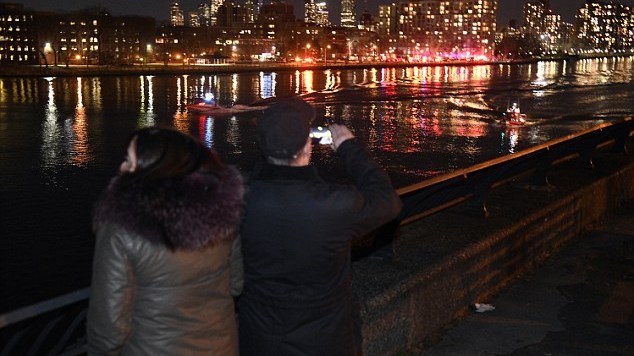 Νέο ΒΙΝΤΕΟ-ΝΤΟΚΟΥΜΕΝΤΟ: Στιγμές πριν το ελικόπτερο χαθεί στον υγρό τάφο του ποταμού Ιστ