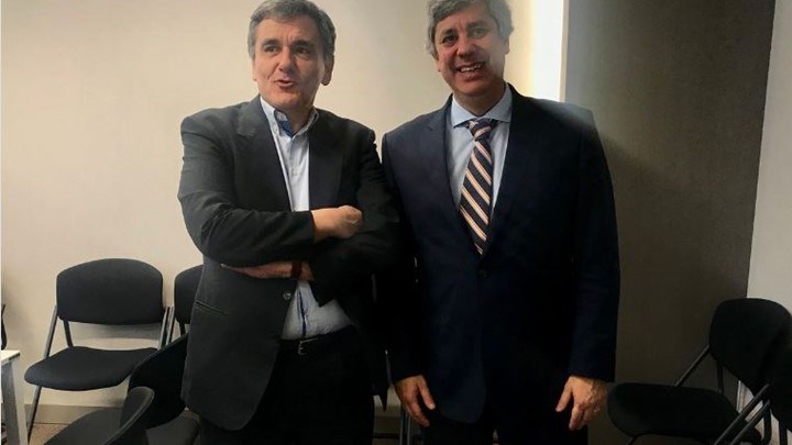 Συνάντηση Τσακαλώτου – Σεντένο πριν από τη συνεδρίαση του Eurogroup – Τι συζήτησαν