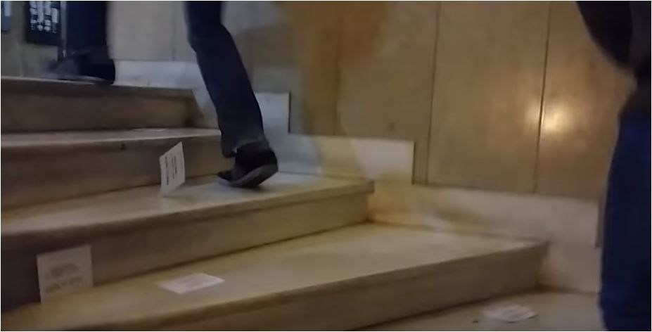 Το ΒΙΝΤΕΟ από την εισβολή του Ρουβίκωνα στο υπουργείο Εσωτερικών