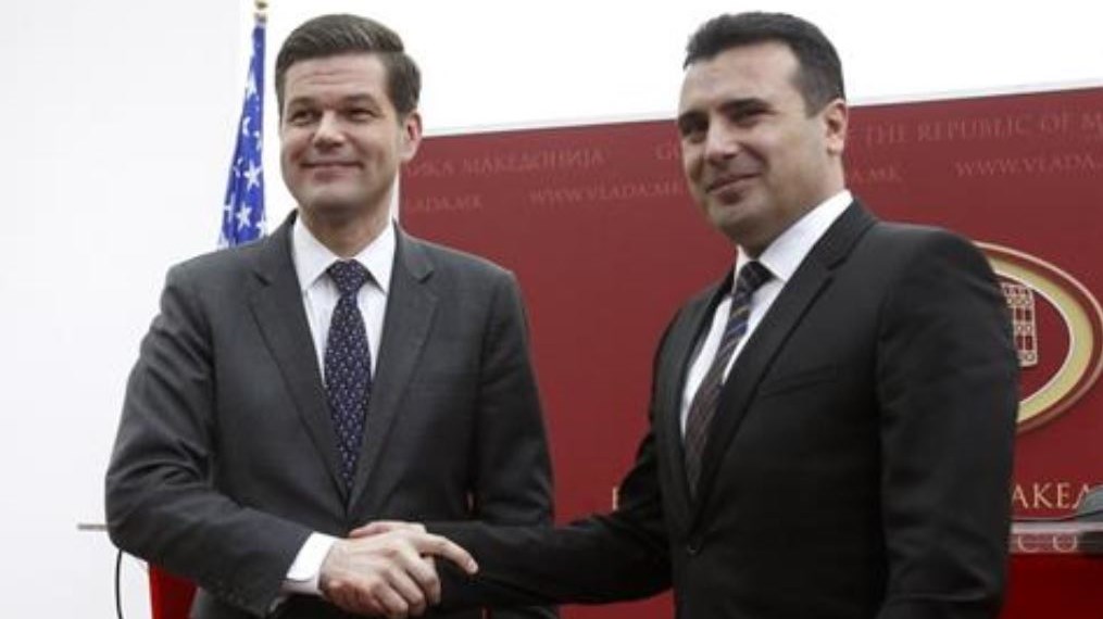 Τι ειπώθηκε στο τετ α τετ του Ζάεφ με τον Αμερικανό Υφυπουργό Εξωτερικών για την ονομασία των Σκοπίων