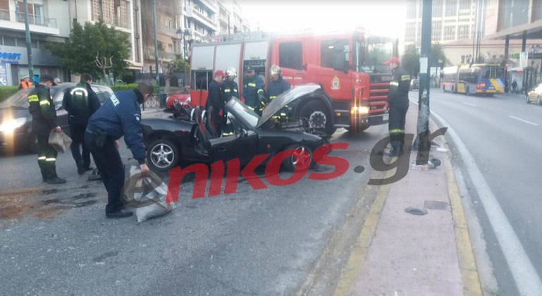 Μόνο στο enikos.gr: Εικόνες σοκ από σοβαρό τροχαίο στη Βασιλίσσης Σοφίας
