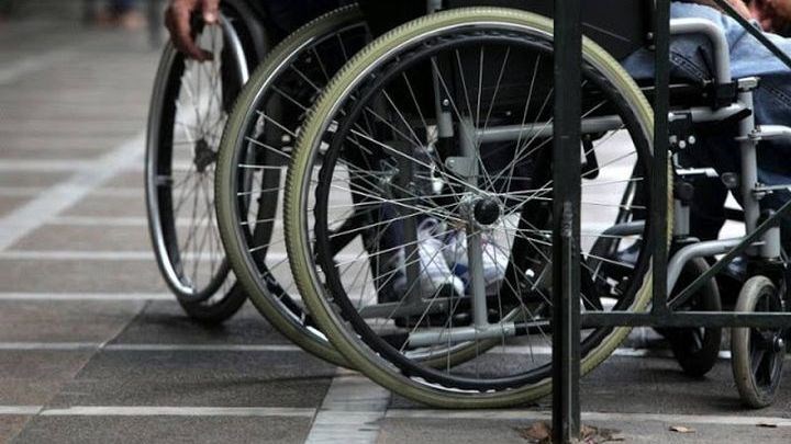 Έκλεψαν το αναπηρικό αμαξίδιο 15χρονης μέσα από νοσοκομείο