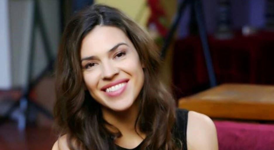 Η Δραγούμη δίπλα στον Σεφερλή στο «Ζητείται ψεύτης» του «Παλλάς»