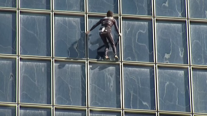 Ο Γάλλος “σπάιντερμαν”… σε νέες περιπέτειες – ΒΙΝΤΕΟ