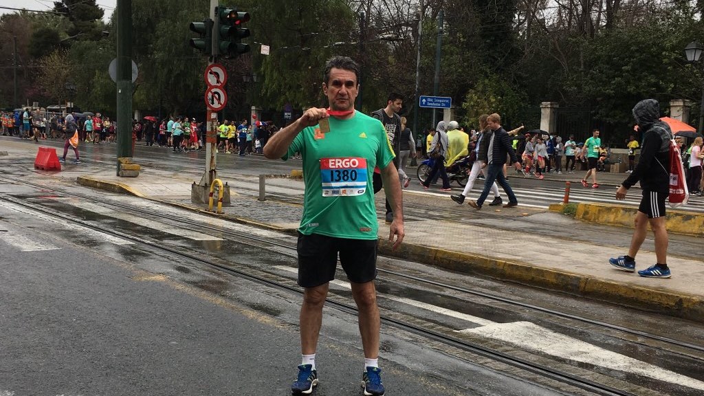 O Λοβέρδος έτρεξε στον 7ο Ημιμαραθώνιο της Αθήνας – ΦΩΤΟ