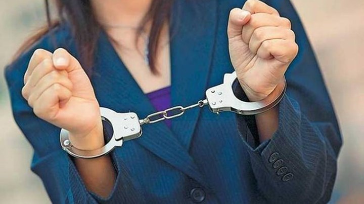 Μεθυσμένη γυναίκα οδηγούσε έχοντας τα παιδιά της στο πορτ – μπαγκάζ