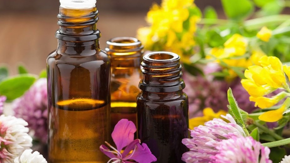 Έρευνα που σοκάρει – Τα αιθέρια έλαια μπορεί να προκαλέσουν γυναικομαστία στα αγόρια