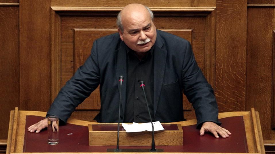 Καταγγελία-βόμβα Βούτση: Παμμακεδονικές οργανώσεις μας απειλούν με θάνατο ή ισόβια αν ψηφίσουμε ονομασία με τον όρο «Μακεδονία» – ΒΙΝΤΕΟ