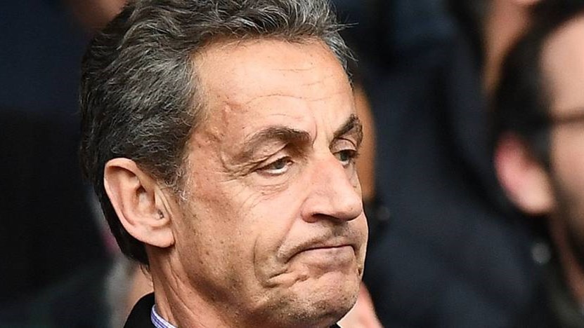 Γιατί βρίσκεται υπό κράτηση ο Νικολά Σαρκοζί – Τι εξετάζουν οι γαλλικές αρχές