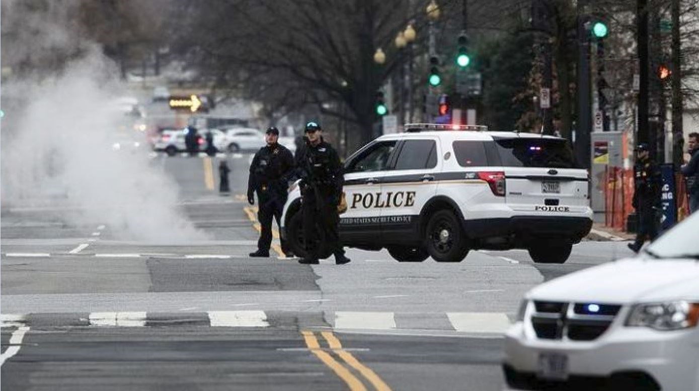 Νεκρός ο δράστης της επίθεσης σε λύκειο κοντά στην Ουάσιγκτον