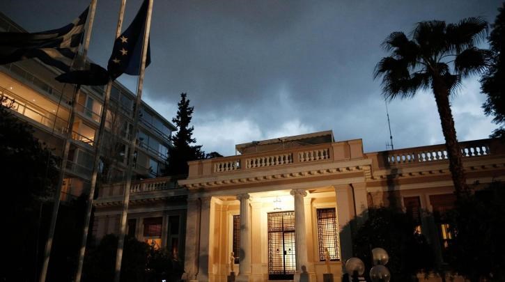 Μαξίμου: Κίνηση φθηνού αντιπερισπασμού η φυγή της ΝΔ από την επιτροπή για τη Novartis