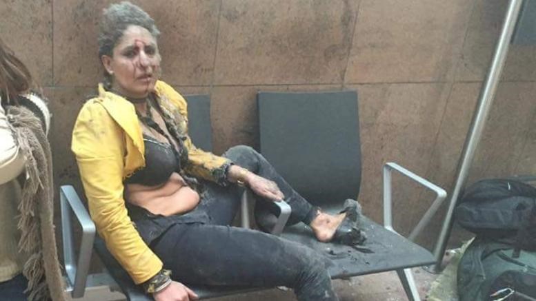 Η αεροσυνοδός-σύμβολο της τρομοκρατικής επίθεσης στις Βρυξέλλες μιλά για τον εφιάλτη που έζησε