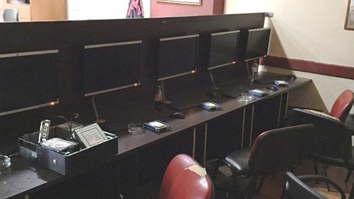 Νέο μεγάλο χτύπημα στον παράνομο διαδικτυακό τζόγο – «Φύλλο και φτερό» από την Αστυνομία η Βόρεια Ελλάδα