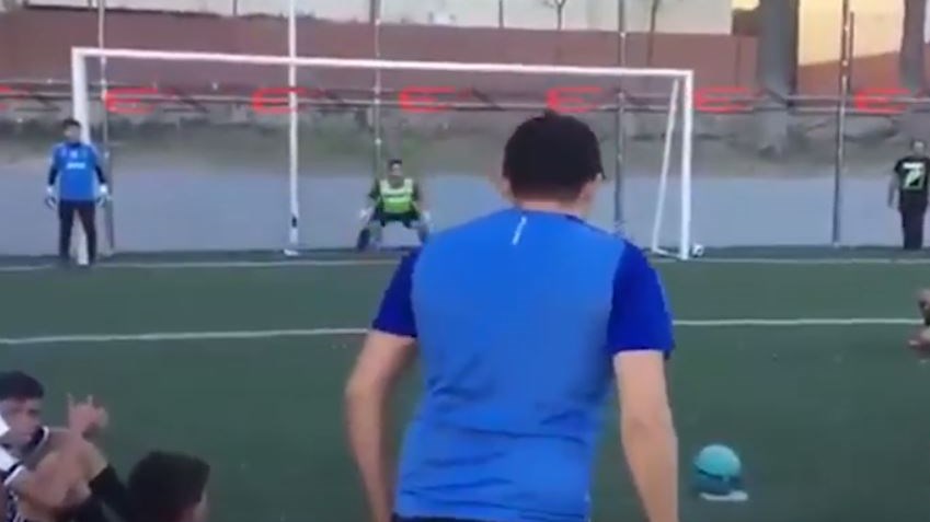 Αυτό είναι το πέναλτι που έγινε viral – Προσοχή μην το επιχειρήσετε – ΒΙΝΤΕΟ