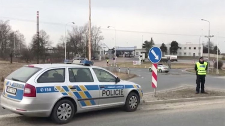 Νεότερα για την έκρηξη στο εργοστάσιο χημικών στην Τσεχία- ΤΩΡΑ