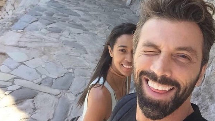 Δείτε την μελαχρινή καλλονή Αλ Ρουφάι που έχει κλέψει την καρδιά του μαχητή Θοδωρή από το Survivor – ΦΩΤΟ