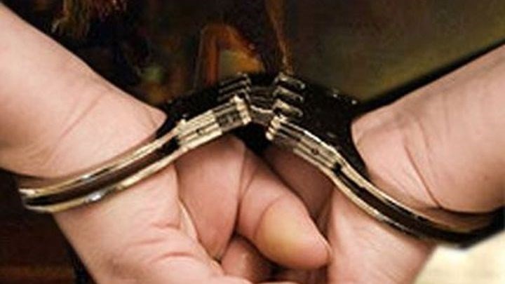 Τσάκωσαν “λαβράκι” 75 ετών- Το αστρονομικό ποσό που καταχράστηκε ως εφοριακός- Διέφευγε με 116 χρόνια ποινή φυλάκισης στην πλάτη του