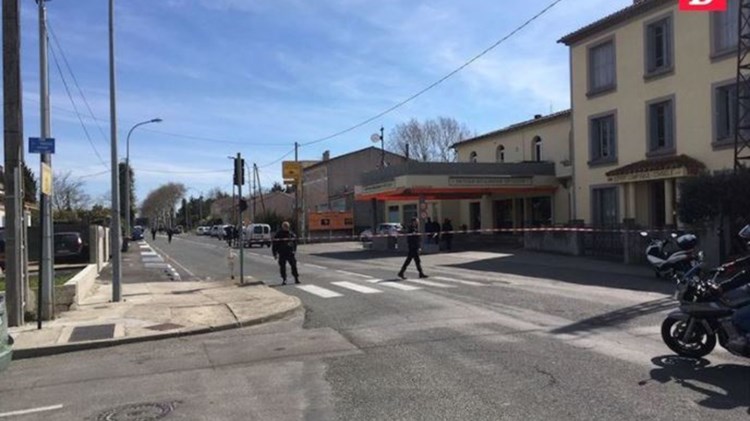 Νεκρός ο δράστης της ομηρίας στη Γαλλία – ΤΩΡΑ
