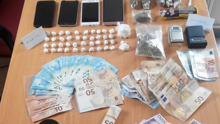 Στα χέρια της ΕΛ.ΑΣ τα μέλη συμμορίας που διακινούσε ναρκωτικά στη Βόρεια Ελλάδα