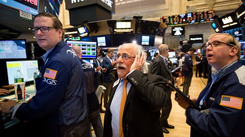 Έκλεισε με μεγάλη πτώση η Wall Street