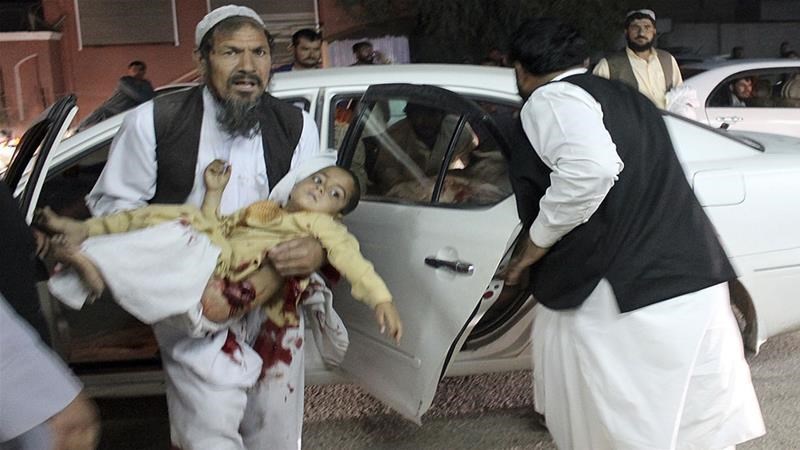 Σφαγή στο Αφγανιστάν: 14 νεκροί και 47 τραυματίες από έκρηξη έξω από στάδιο – ΦΩΤΟ ΚΑΙ ΒΙΝΤΕΟ