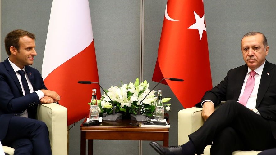 Τα “παράπονα” του Ερντογάν στον Μακρόν για την Αφρίν