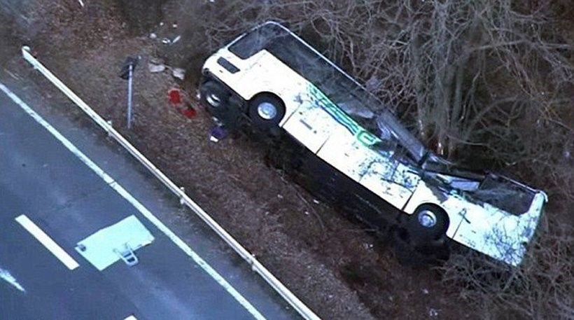 Ισημερινός: Δώδεκα νεκροί σε δυστύχημα με λεωφορείο
